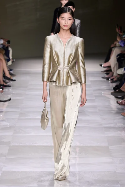 Look 7